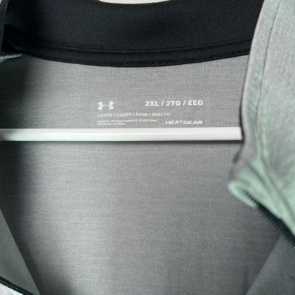 2X men under armour pullover grey. MN49